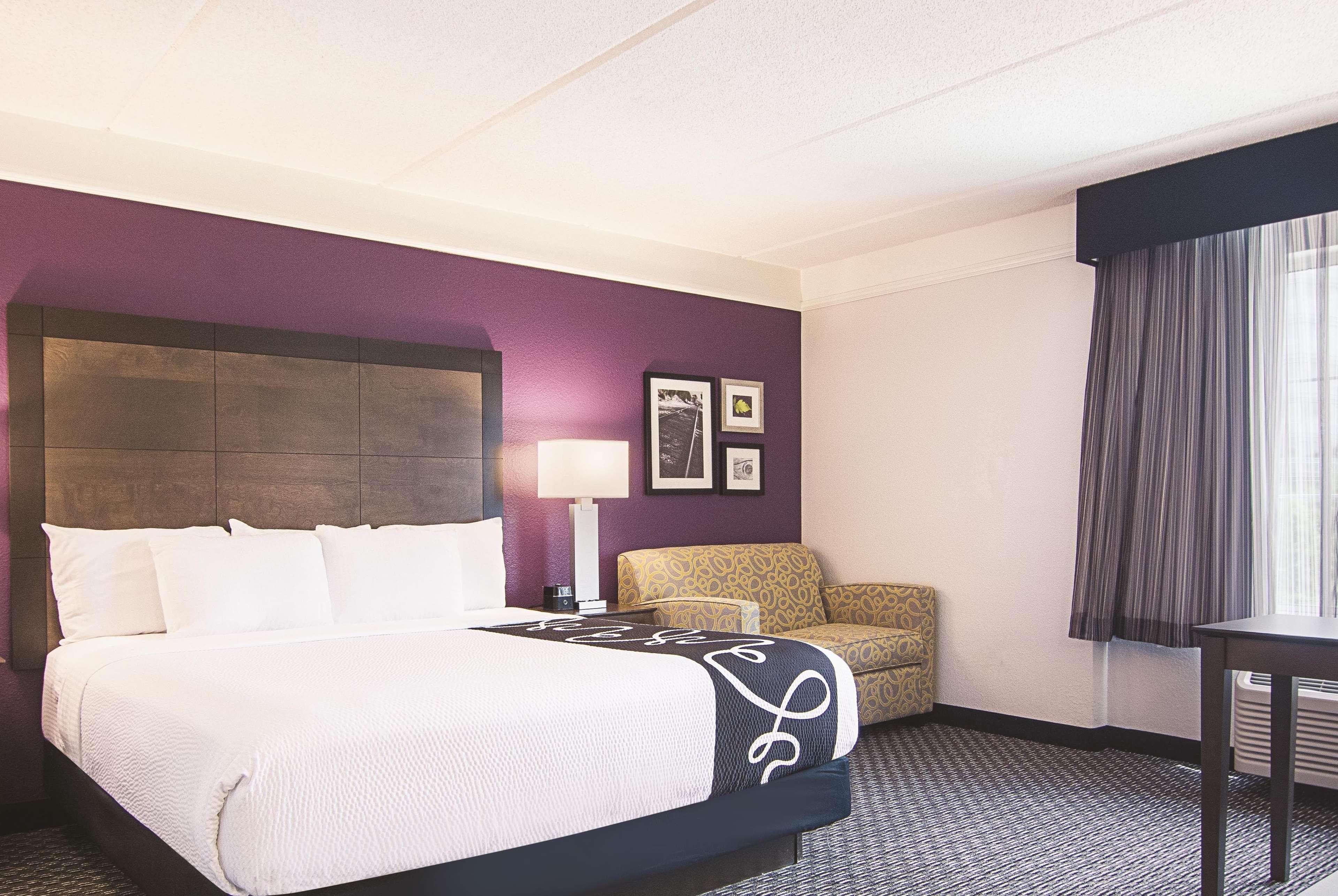 Hotel La Quinta By Wyndham Atlanta Perimeter Medical Sandy Springs Exterior foto