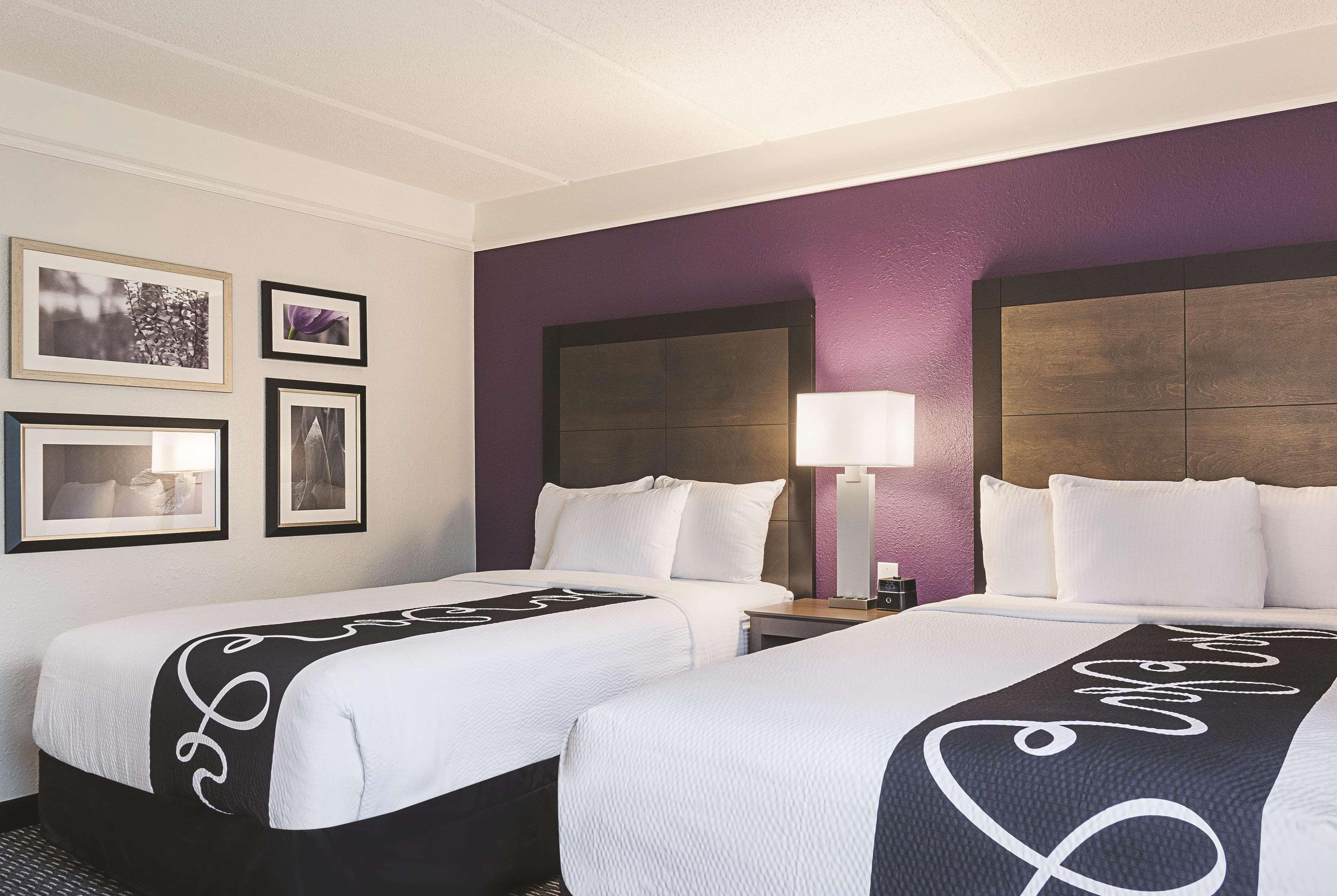 Hotel La Quinta By Wyndham Atlanta Perimeter Medical Sandy Springs Exterior foto