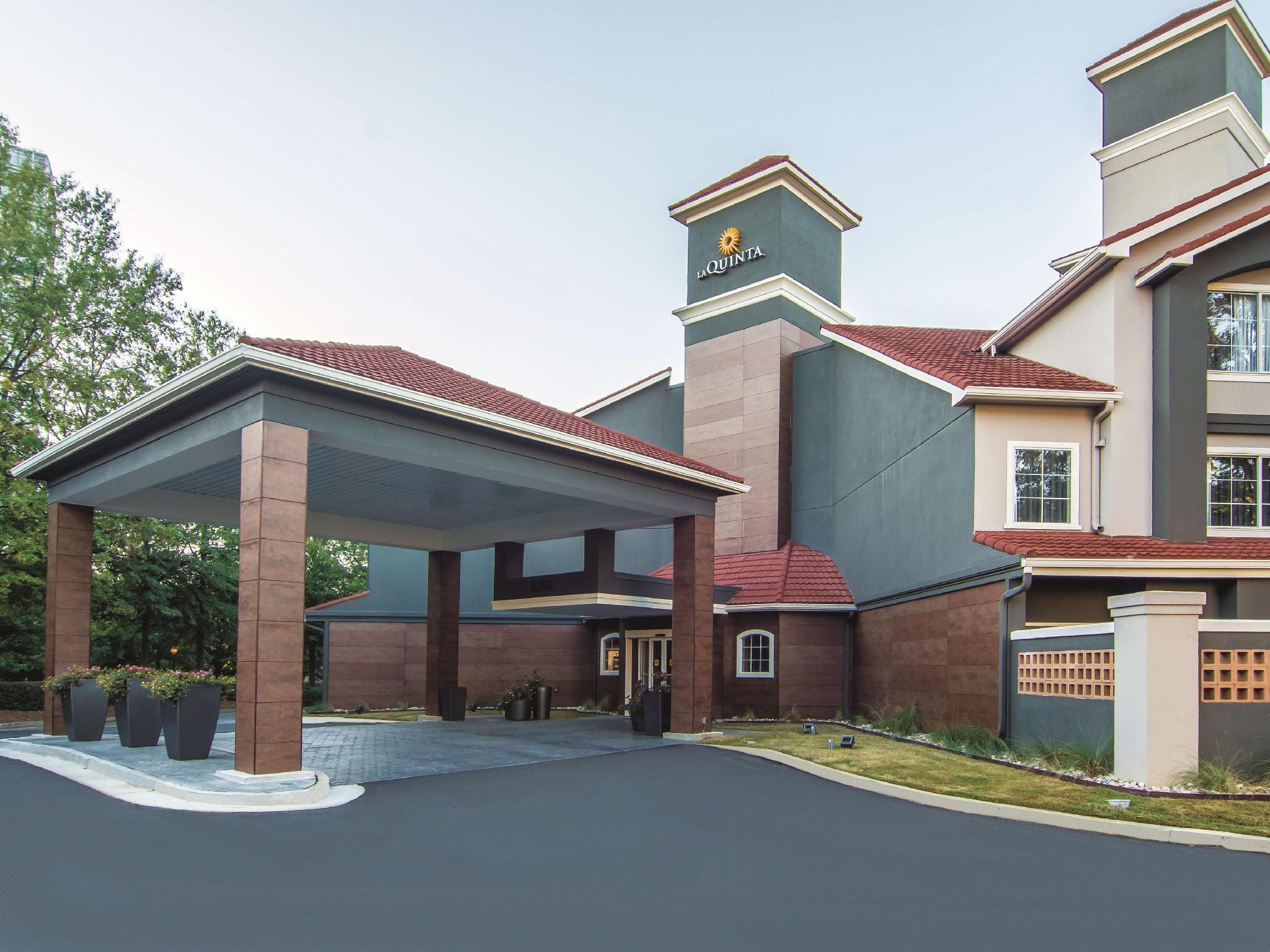 Hotel La Quinta By Wyndham Atlanta Perimeter Medical Sandy Springs Exterior foto