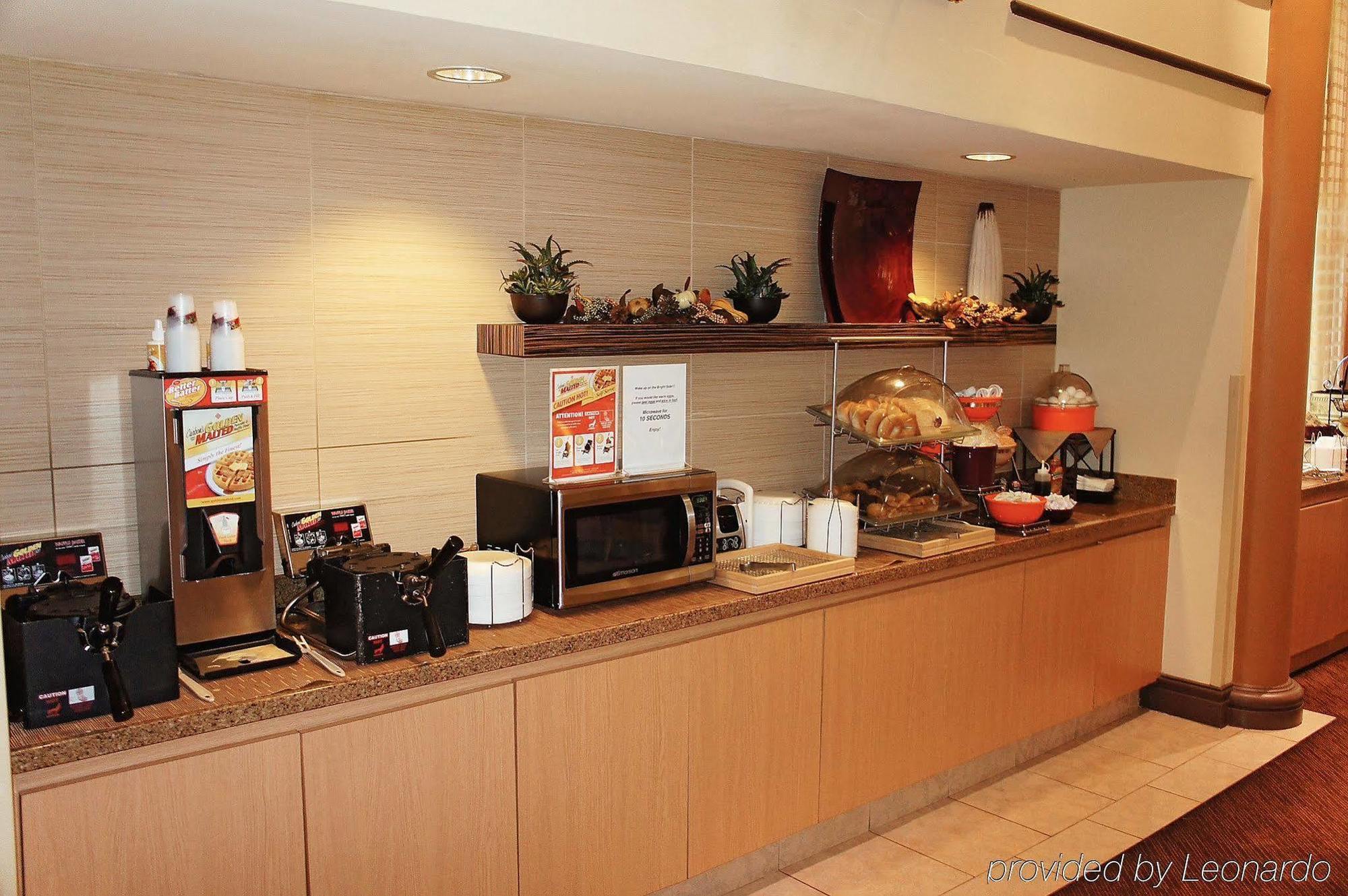 Hotel La Quinta By Wyndham Atlanta Perimeter Medical Sandy Springs Exterior foto